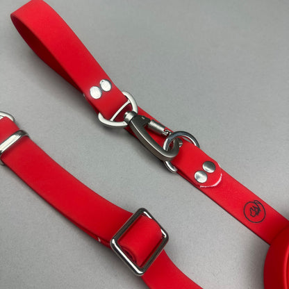 Traílla multipropósito impermeable Roja