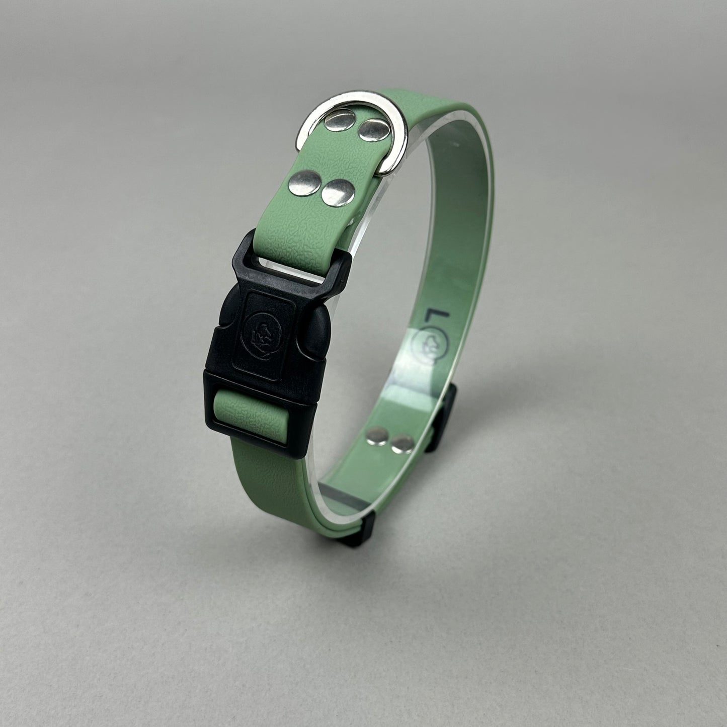 Collar impermeable verde militar