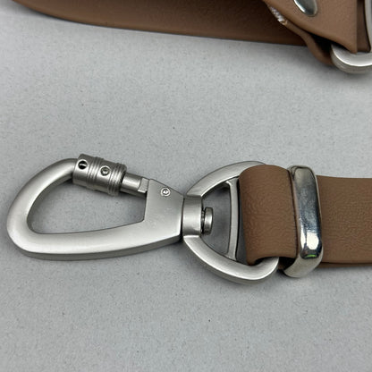 Traílla multipropósito impermeable Café