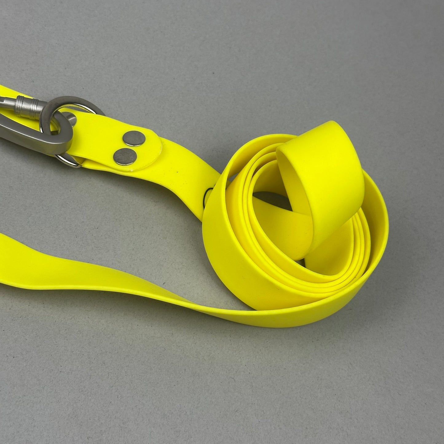 Traílla doble función Impermeable Amarillo claro