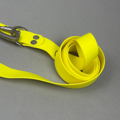 Traílla doble función Impermeable Amarillo claro