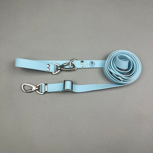 Traílla multipropósito impermeable  AZUL CIELO