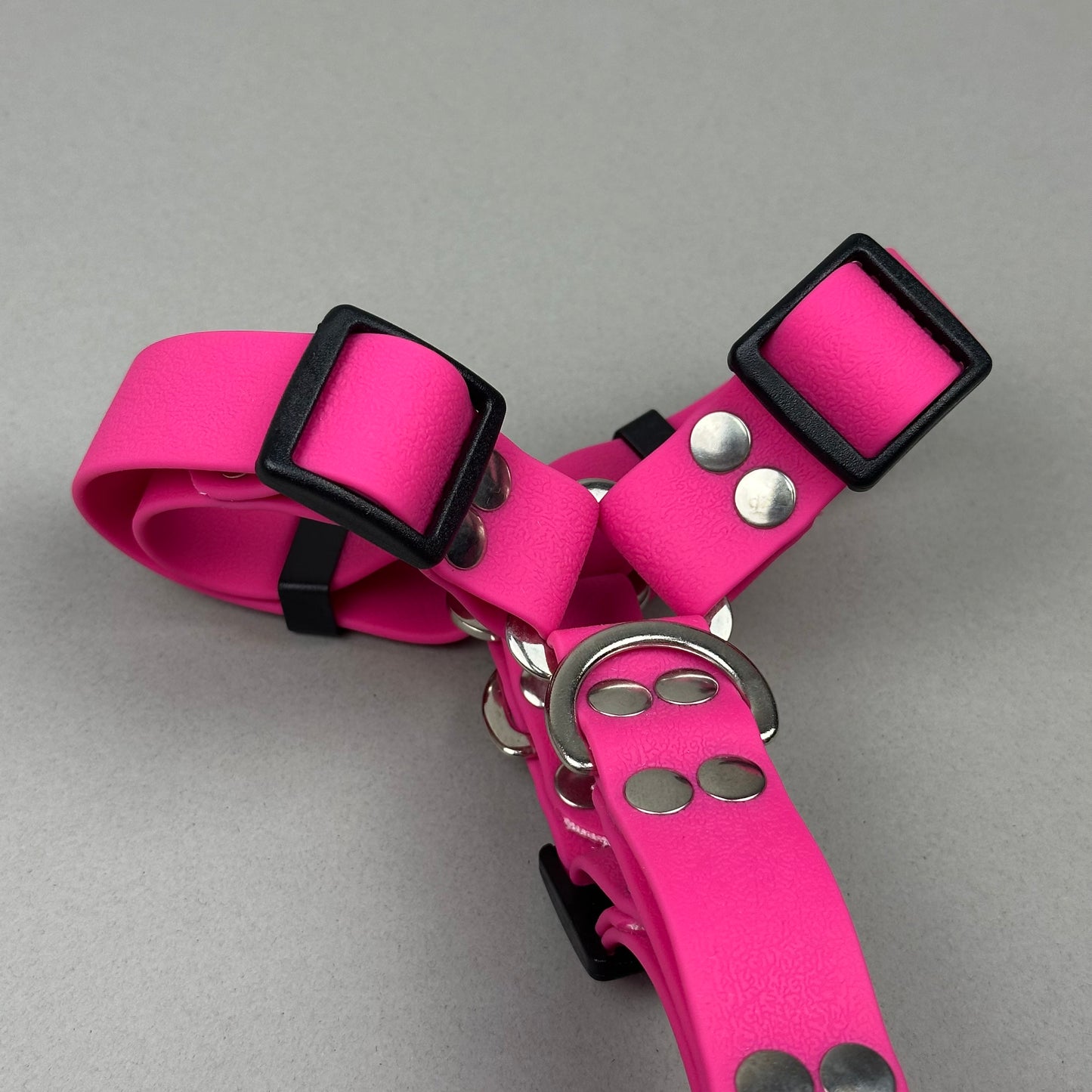 Arnés impermeable fucsia