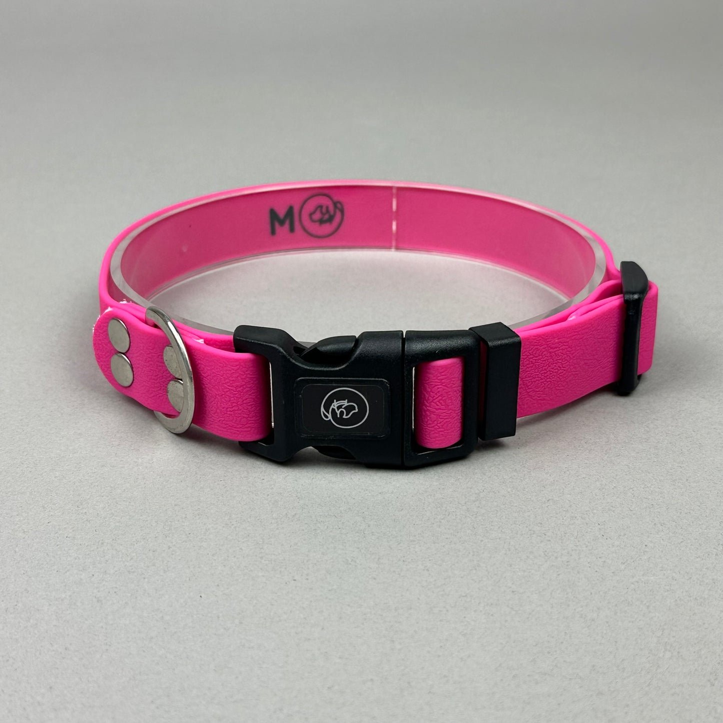 Collar impermeable fucsia