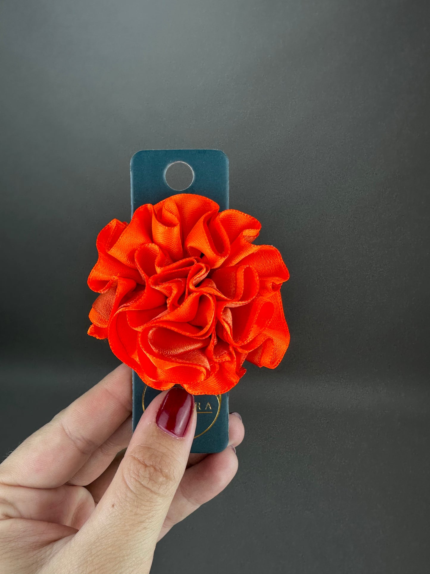 Flor pequeña naranja