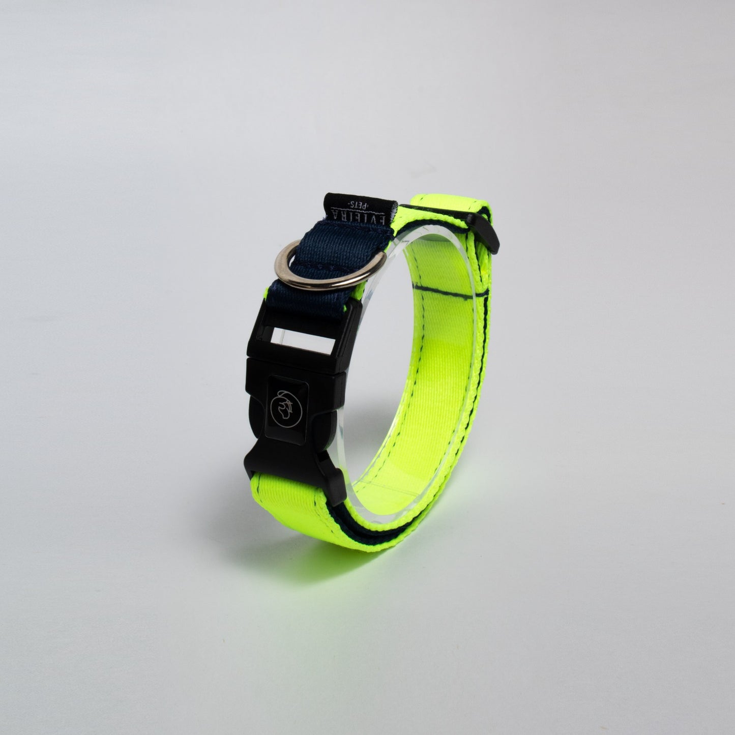 Collar básico Police