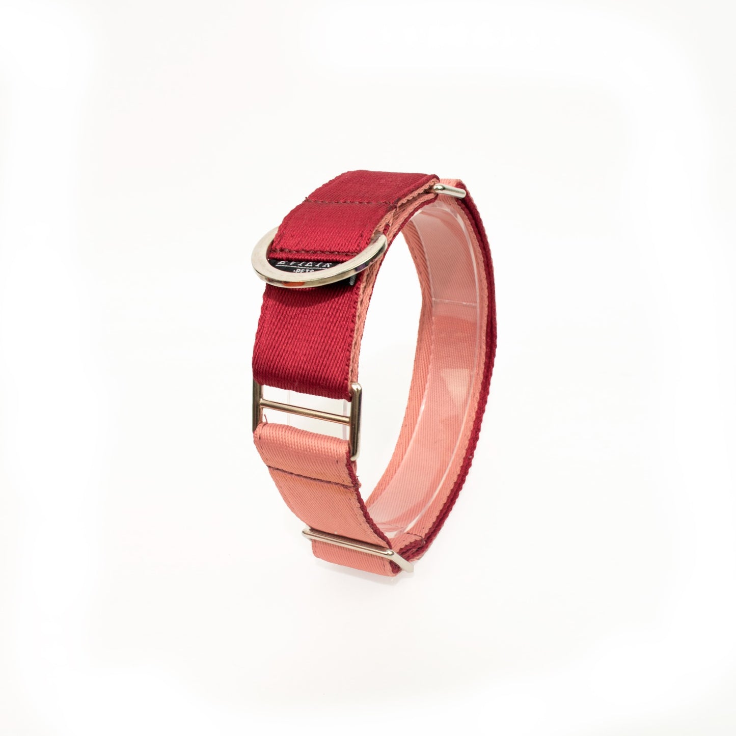 Collar martingale Piggie