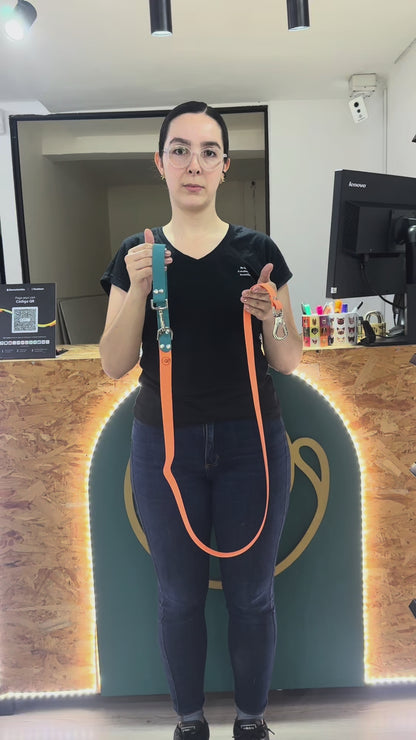 Traílla doble función impermeable FRUNA